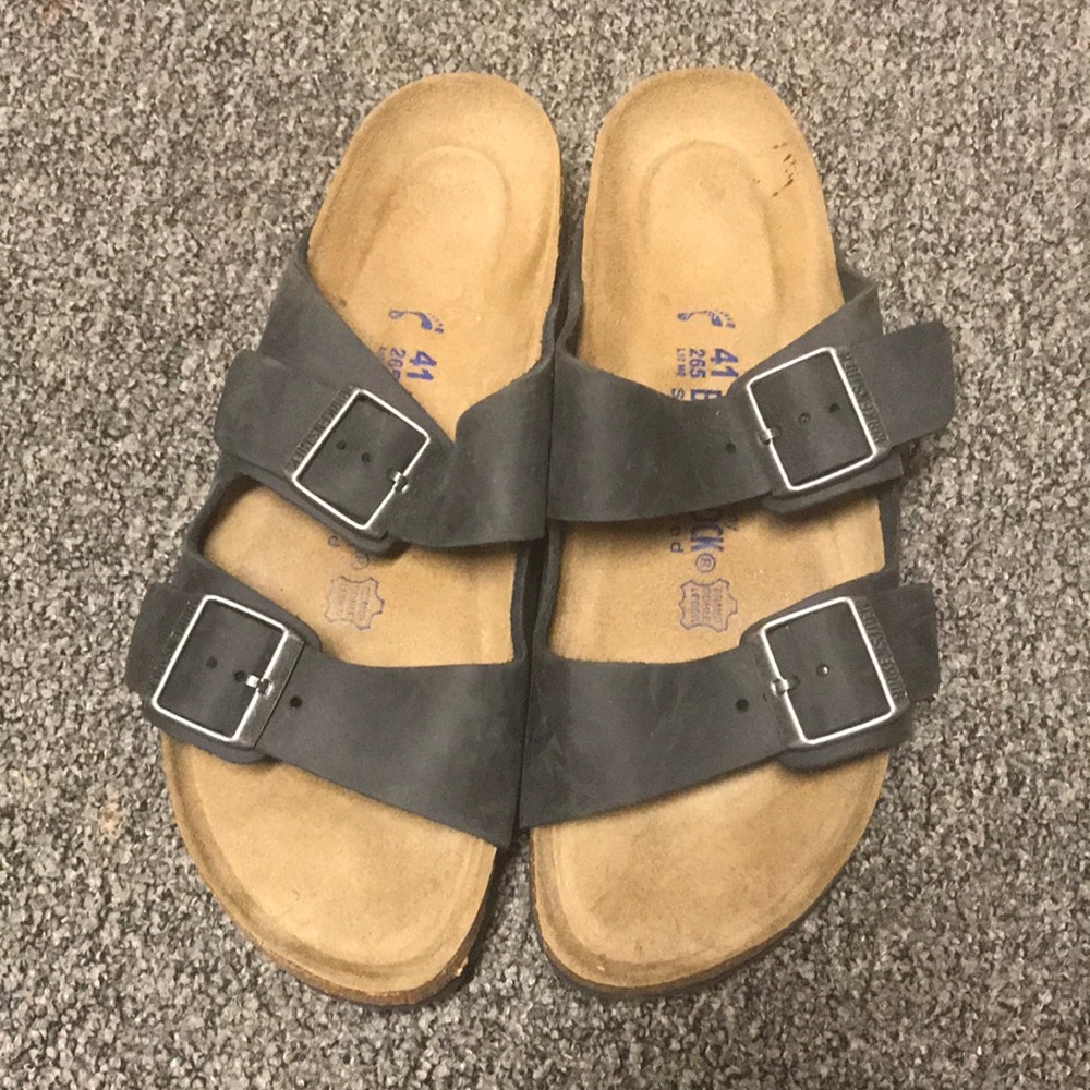 Black Arizona Birkenstocks
